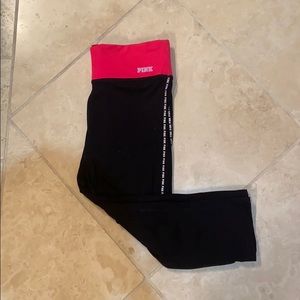 Victoria’s Secret PINK crop leggings